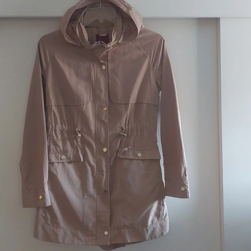 Ted baker jacket Beige Tan size 4 Designer Waterproof Minimalist Neutral Outdoor